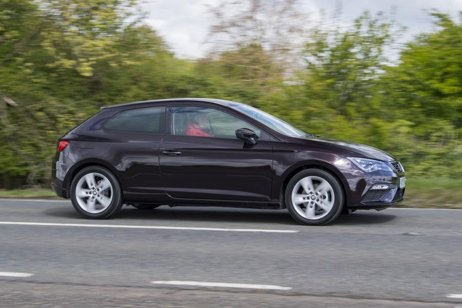  Seat Leon SC FR 2017 года  (UK) (фото 24 из 31)